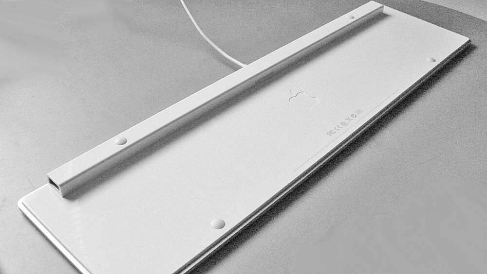 Nieuw bedraad Apple keyboard / toetsenbord met numeriek gedeelte - Duits Lay-out